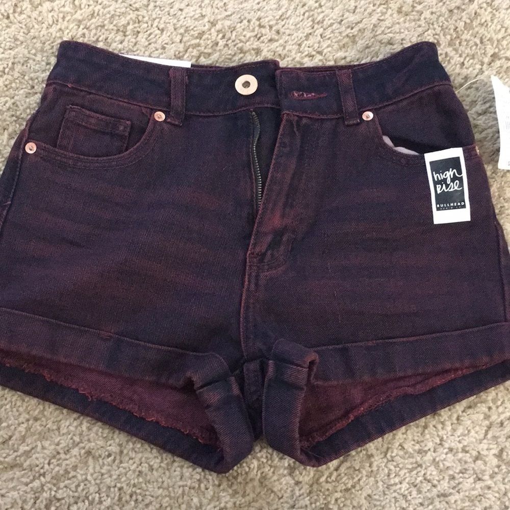 Bullhead not your mom’s Mom short